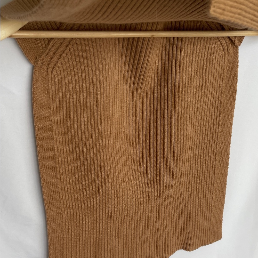 Camel Ribbed Knit Vest/Cape One Size - Picture 3 of 7